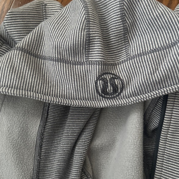 Lululemon hoodie - Picture 7 of 8